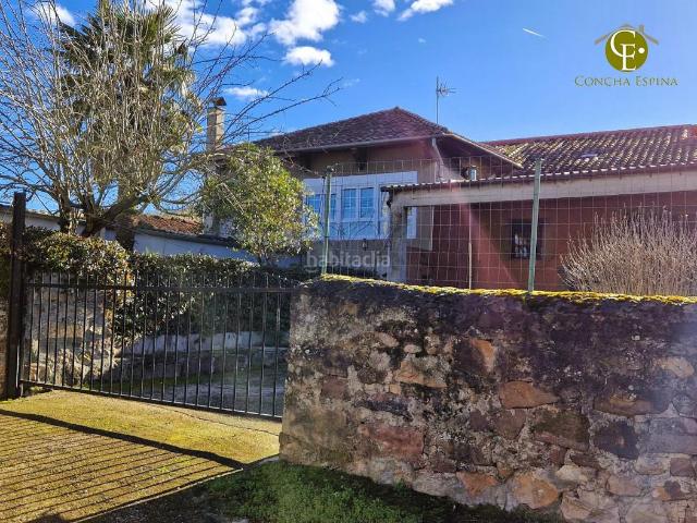 Casa en venta en Molledo. Casa en venta en Molledo, 4 dormitorios. Casas.