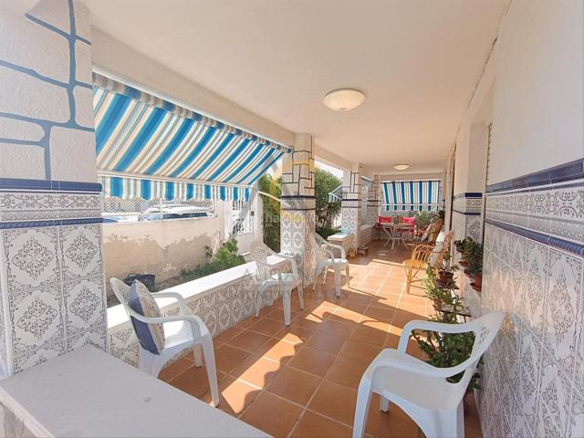 Casa en venta en Monòver. Casa con parcela 4 habitaciones Venta Monóvar Monòver. Casas.