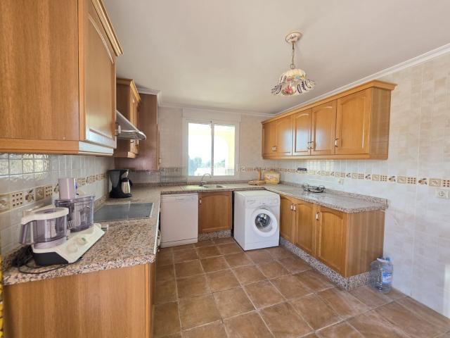 Casa en venta en Monòver. Casas.