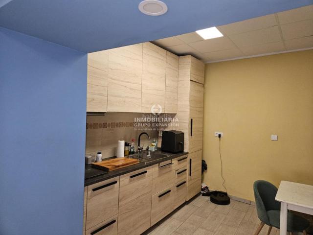 Casa en venta en Monòver. Estupenda casa en Monovar de 94 metros muy bien situada. Casas.