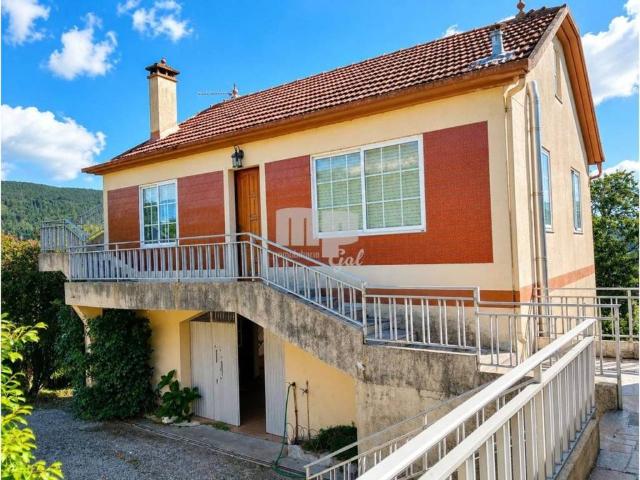 Casa en Venta en Mondariz