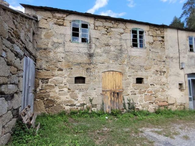 Casa en venta en Mondoñedo. Casa de piedra con finca y espectaculares vistas en Oirán Mondoñedo Lugo. Casas.