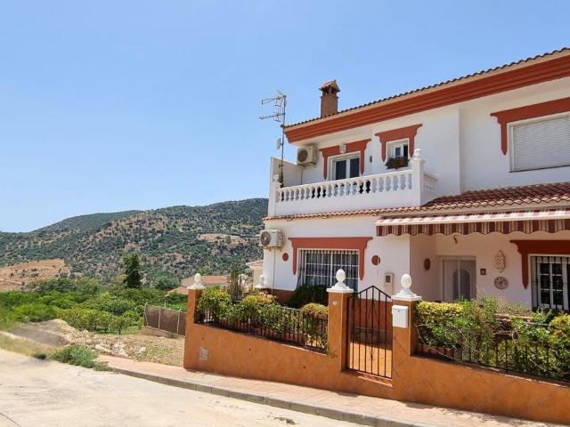 Casa en venta en Mondrón Málaga