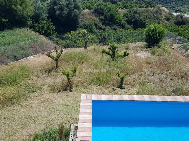 Casa en venta en Monserrat. CHALET EN MONTSERRAT CON PISCINA. Casas.