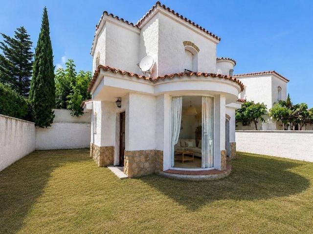 Casa en venta en Mont Roig del Camp, de 100 m² 3 habitaciones por 230.000