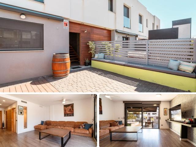 Casa en venta en Cambrils, Cambrils Mediterrani Costa Dorada. Casa en venta en Montroig del Camp con 3 habitaciones y piscina comunitaria, Tarragona. Casas.