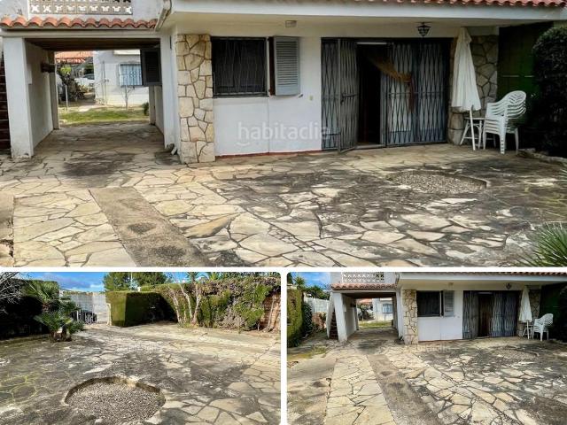 Casa en venta en Mont roig del Camp, Platja de Mont roig Costa Dorada. CHALET A UN PASO DEL MAR. Casas Mont roig del.