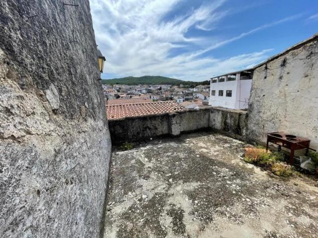 Casa en venta en Montánchez, Extremadura