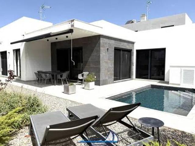 Casa en Venta en Montbrió del Camp