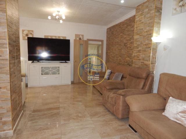 Casa en venta en Montesa. Casa Espaciosa en Montesa Comodidad y Estilo. Casas.