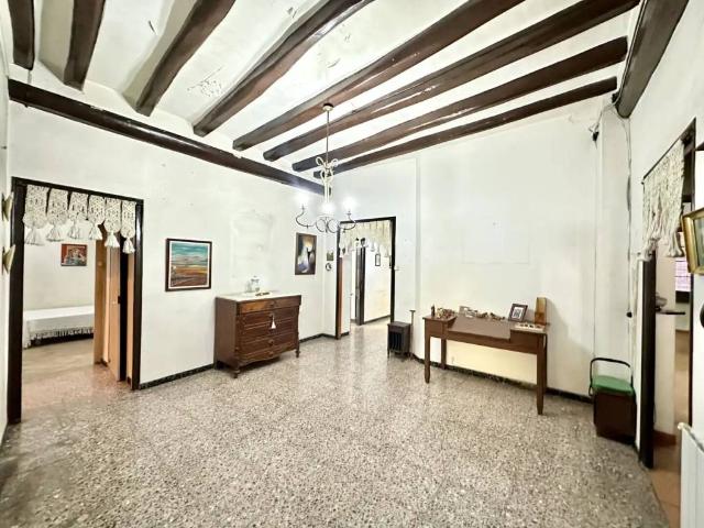 Casa en Venta en Montesquiu