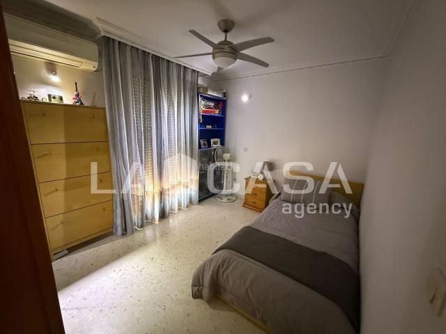 Casa en venta en Montequinto, Avenida de Europa. Casa de 126 m con 3 dormitorios y garaje en Dos Hermanas. Casas.