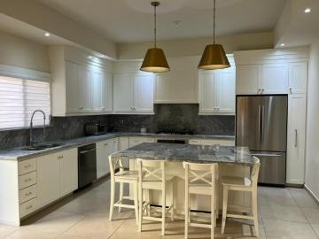 CASA EN VENTA EN MONTEROSA MODELO KAMET
