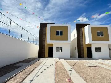 Casa en Venta en Monterreal, Torreón con 3 Recámaras y Patio