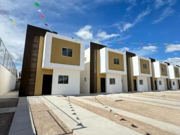 Casa en Venta en Monterreal, Torreón con 3 Recámaras y Patio