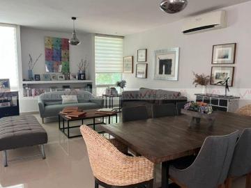 Casa en venta en Residencial Dinastía
