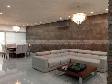 Casa en venta en Lomas del Vergel