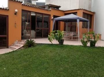 Casa en venta en Monterrico, Surco Terreno 637 mts x la Av El Polo US$850,000