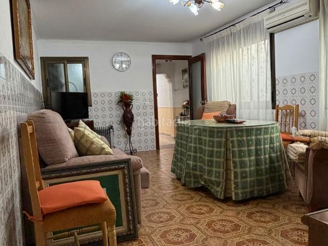 Casa en venta en Montijo. Casa en Montijo con terraza y trastero. Casas.