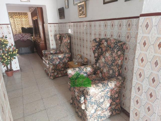 Casa en venta en Montijo. C1053 VENTA DE CASA ECONÓMICA EN MONTIJO. ZONA EL VALLE. Casas.