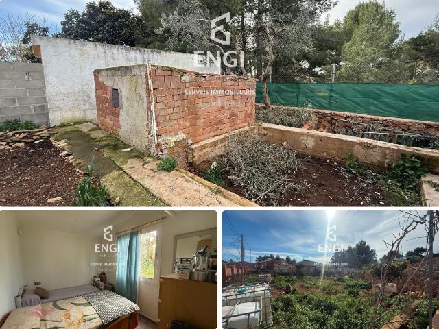 Casa en venta en Montmell El. Vivienda con amplia parcela de 755 m rodeada de naturaleza. Casas Montmell.