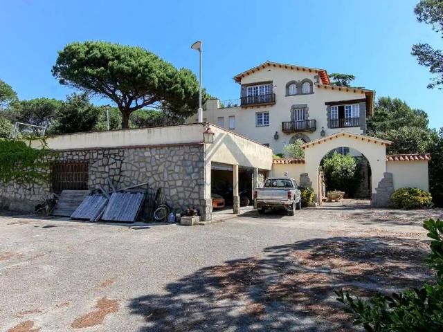 Casa en Venta en Montornès del Vallès