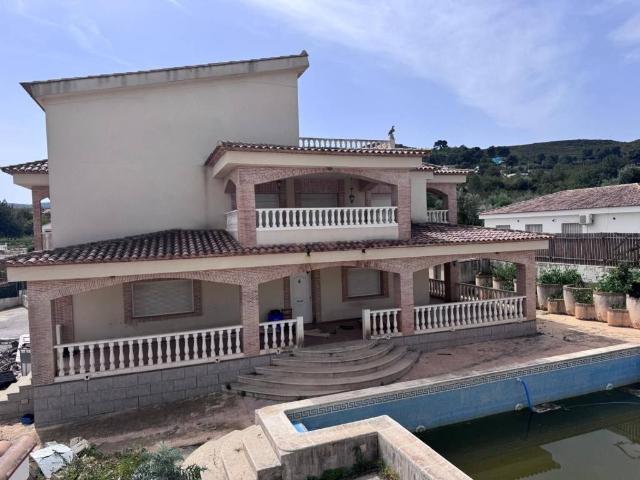 Casa en Venta en Montroi Montroy