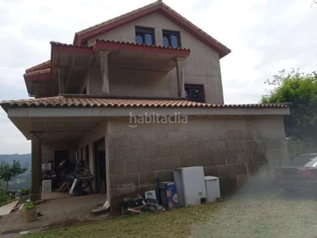 Casa en venta en Mos. Gran Chalet en Construcción. Casas.