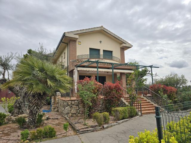 Casa en venta en Morata de Tajuña. Casa independiente en venta en Morata de Tajuña. Casas Morata de.