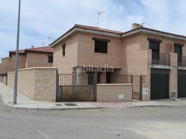 Casa en venta en Mora. Se vende Casa en la provincia de Toledo. Casas.