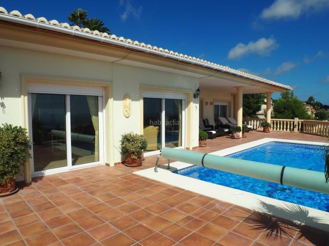 Casa en venta en Moraira, Casco Urbano. Casas.