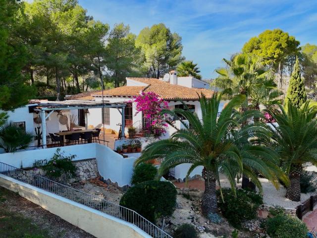 Casa en venta en Moraira, Casco Urbano. Casas.