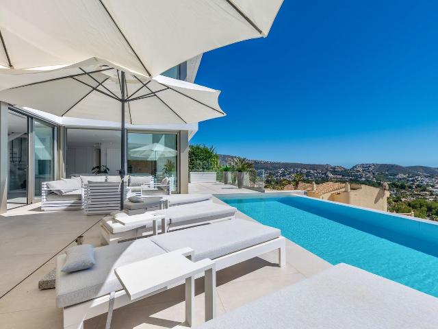Casa en venta en Moraira, Casco Urbano. Casas.