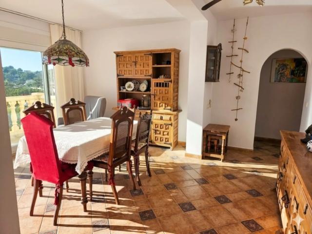 Casa en venta en Moraira, Pinar de Advocat Cometa. Villa de 4 dormitorios orientada al sur con vistas al mar en Moraira. Casas.