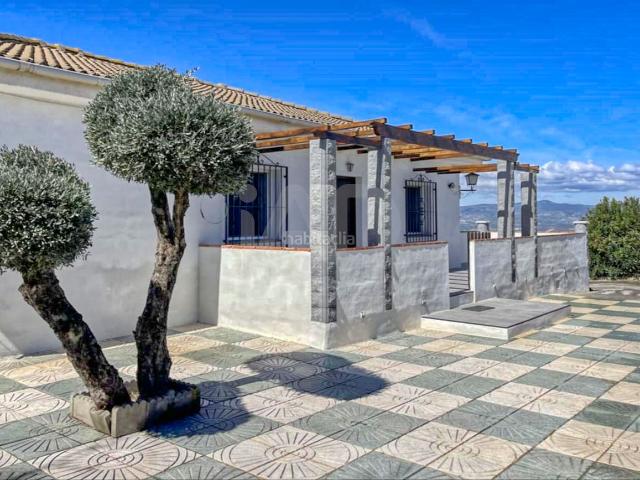 Casa en venta en Moraleda de Zafayona. Casas Moraleda de.