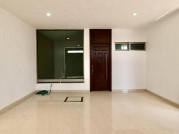 CASA EN VENTA EN MORELIA, VILLAS DEL LAGO ZONA ALTOZANO