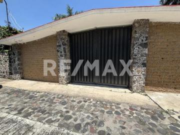 Casa en Venta en Morelos, Fraccionamiento Colinas de Oaxtepec