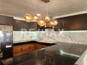 Casa en Venta en Morelos, Fraccionamiento Lomas de Cocoyoc