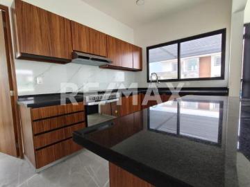 Casa en Venta en Morelos, Fraccionamiento Lomas de Cocoyoc