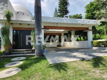 Casa en Venta en Morelos, Fraccionamiento Lomas de Cocoyoc