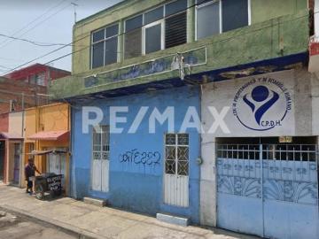 Casa en Venta en Morelos, para Locales o Plaza en el Centro de Cuautla