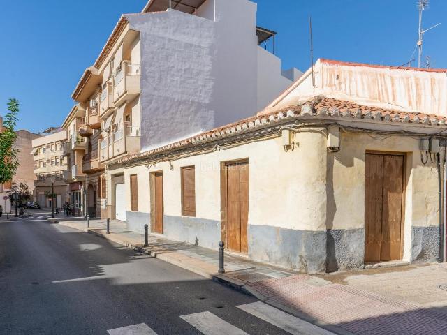Casa en venta en Motril, Motril ciudad. TU CASA EN PLANTA BAJA, DIFICIL DE ENCONTRAR. Casas.
