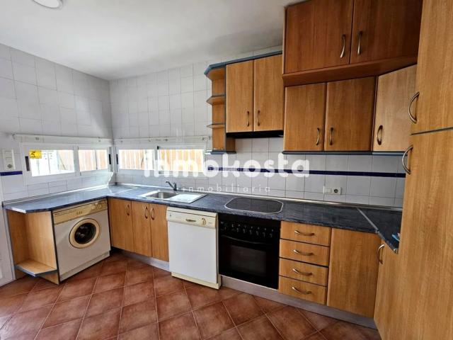 Casa en venta en Nucia la, Montebello Nou Espai. Chalet con vistas al mar en La Nucía. Casas Nucia.