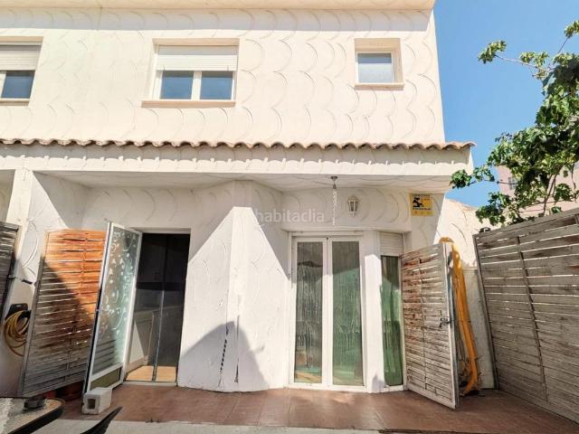 Casa en venta en Nucia la, Montebello Nou Espai. Luminosa casa adosada con buenas vistas, piscina y garaje en La Nucía. Casas Nucia.