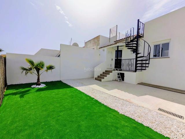 Casa en venta en Nucia la, San Rafael Nucia Park. Bungalow pareado renovado con estilo moderno en ubicación privilegiada. Casas Nucia.
