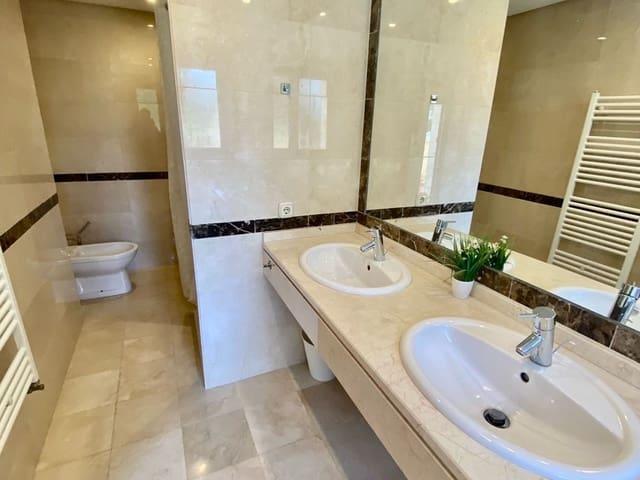Casa en venta en Nueva Andalucia, Málaga Costa del Sol