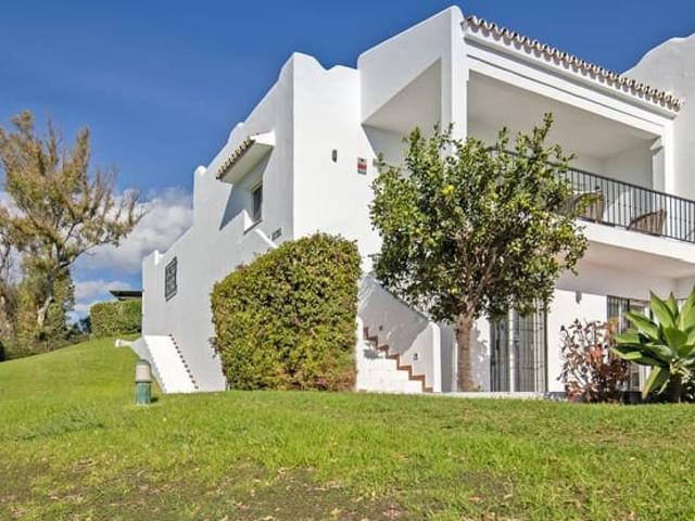 Casa en venta en Nueva Andalucia, Málaga Costa del Sol