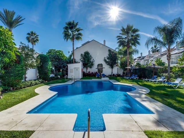 Casa en venta en Nueva Andalucia, Málaga Costa del Sol