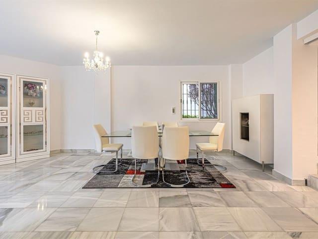 Casa en venta en Nueva Andalucia, Málaga Costa del Sol