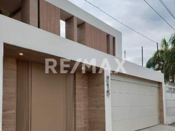 CASA EN VENTA EN NUEVA LOS ÁNGELES
